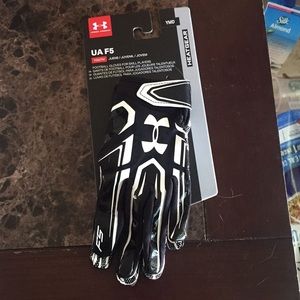 Youth football gloves